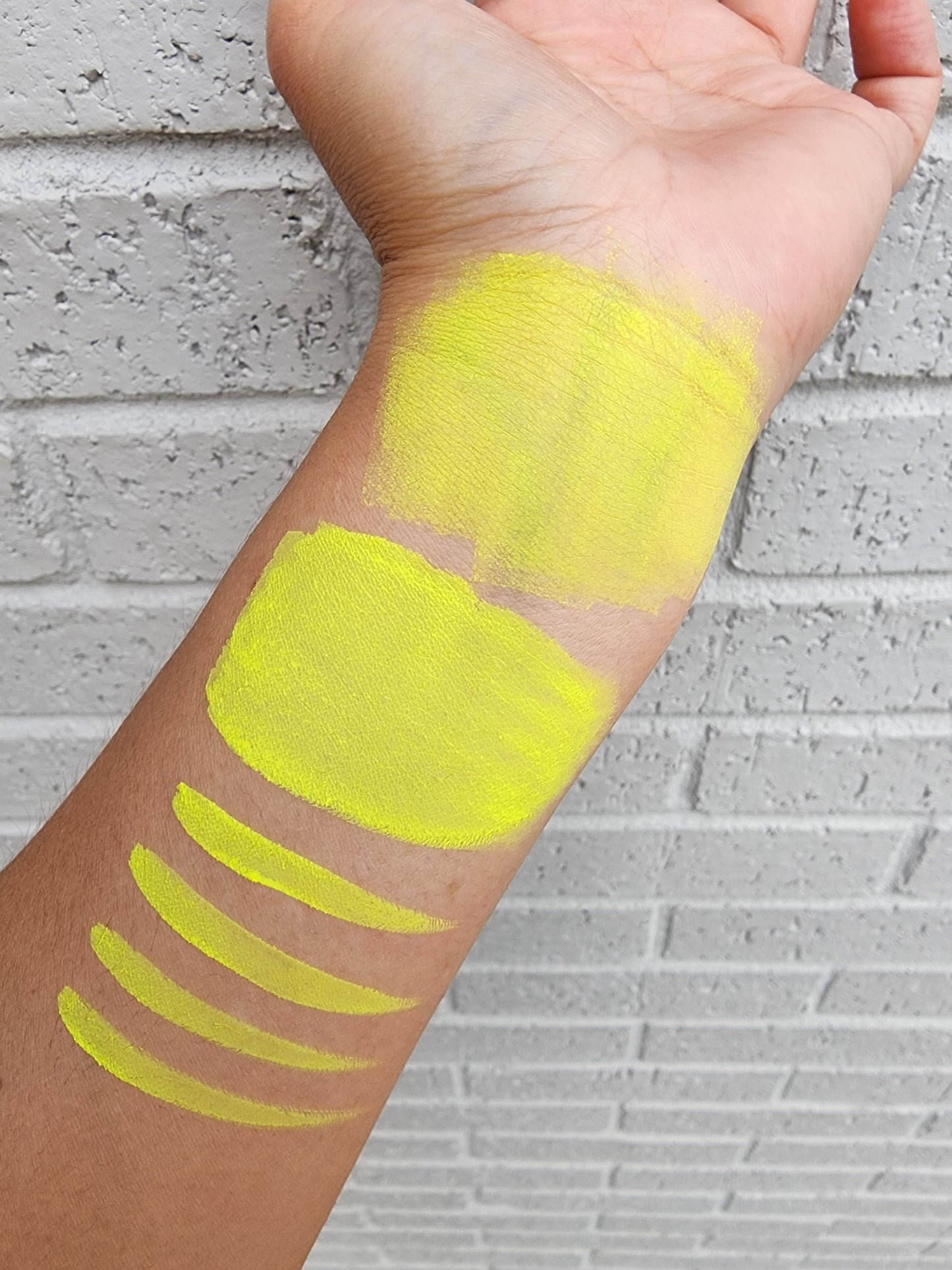 GTX Neon Moon Yellow SFX