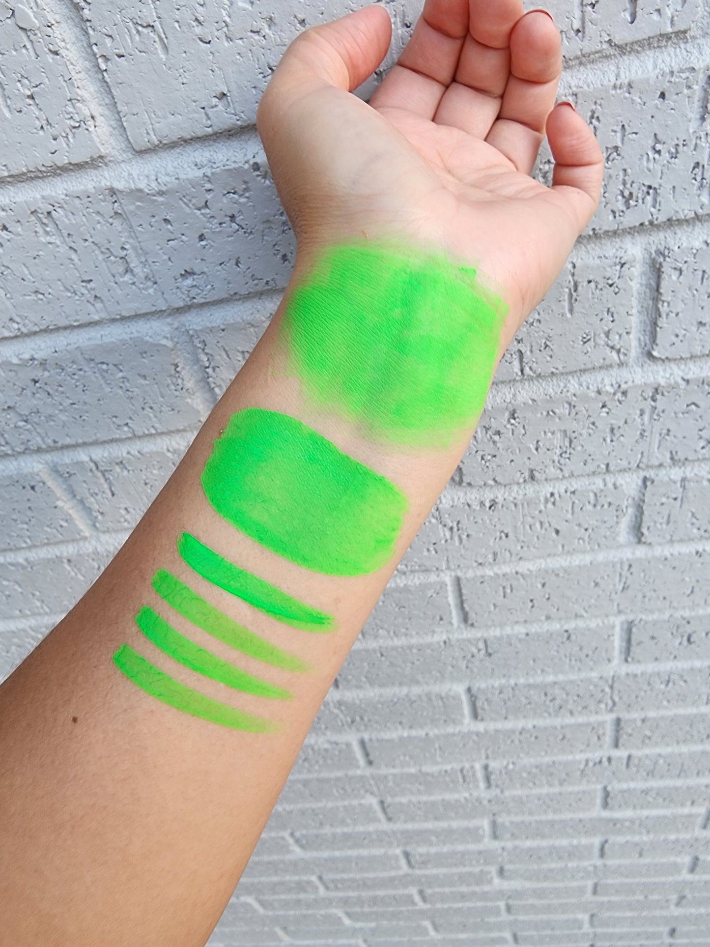 GTX Budgie Green Neon SFX