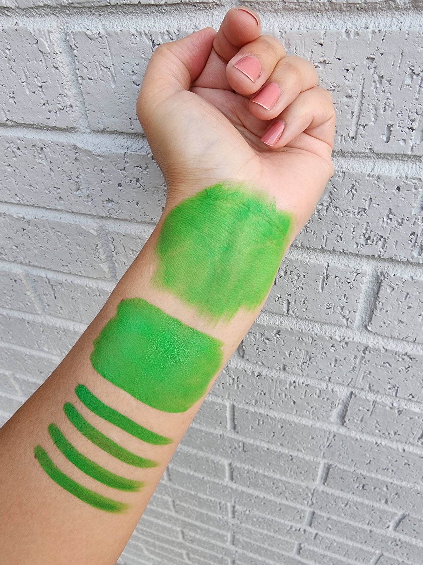 GTX Okra Green Regular Face Paint