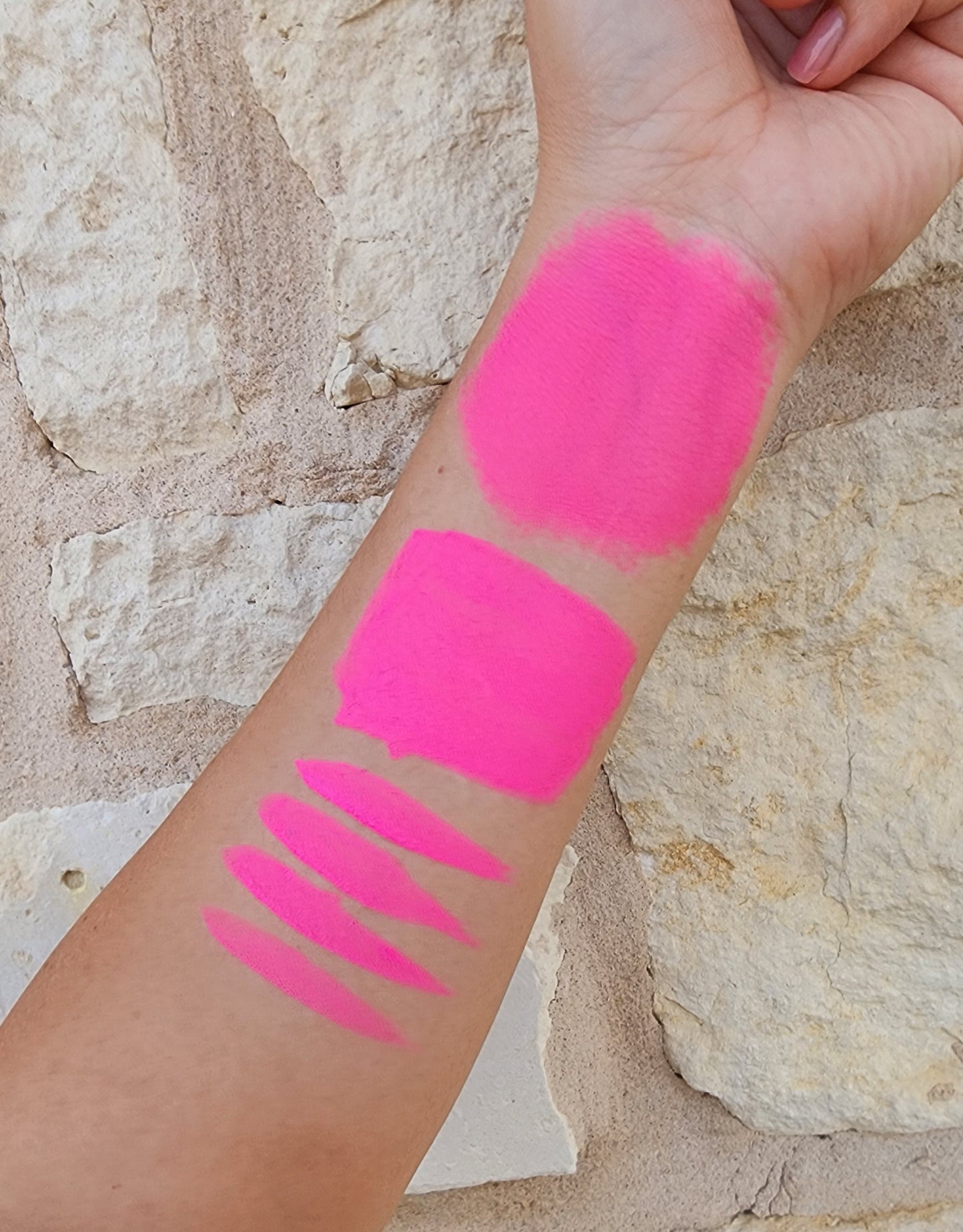 GTX Dolly Pink Neon SFX